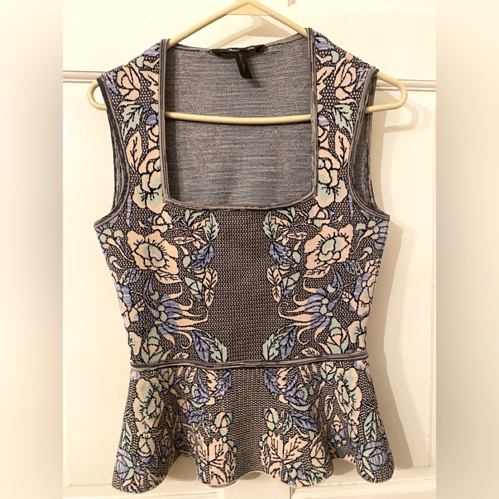 BCBG maxazria stretch knit top alyona peplum sweater vest XS